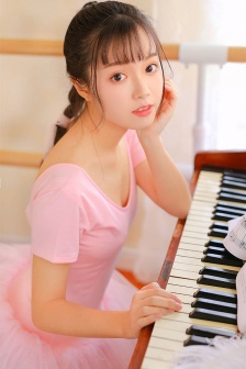 浪蝶偷香